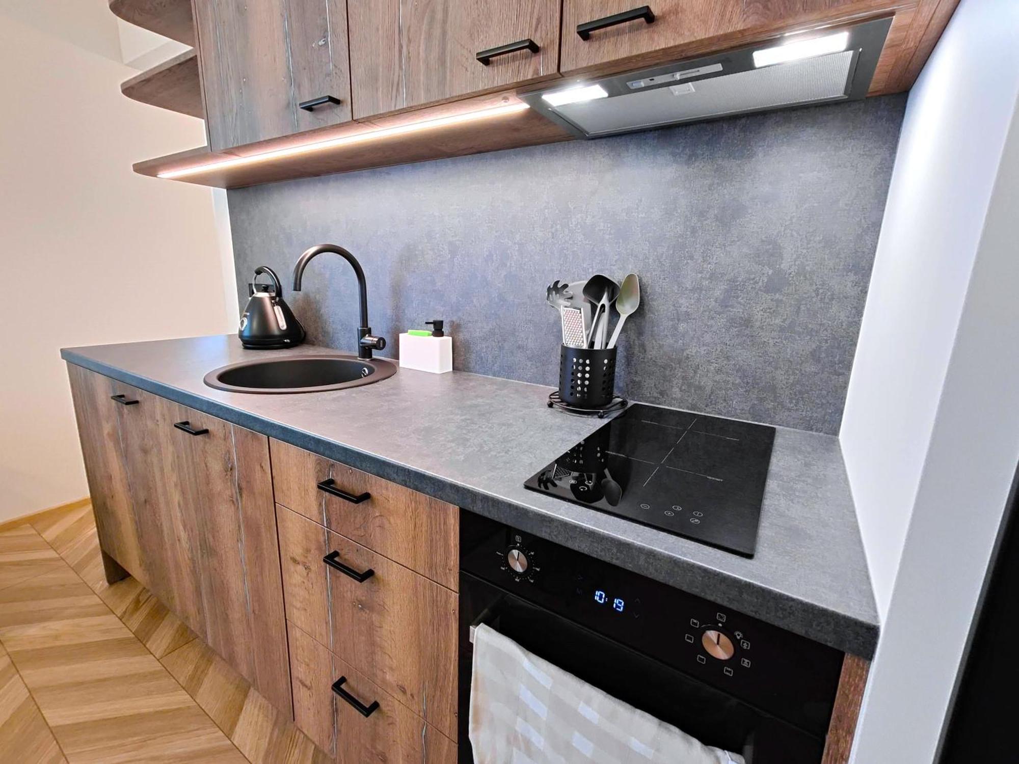 Express Premium Apartments - City Center 타르투 외부 사진